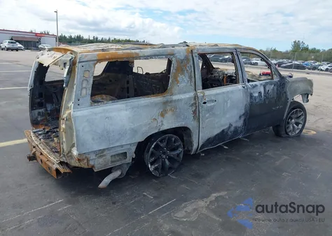 2016 GMC Yukon Xl Sle z USA, uszkodzony, nr VIN 1GKS1FKC2GR262306